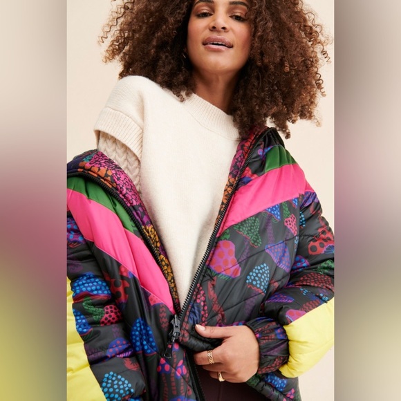 Farm Rio Neon Mushroom Recycled Polyester Reversible Puffer Jacket Size XS NWT - Picture 4 of 17